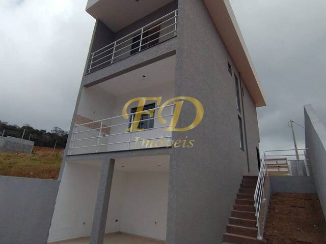 Casa para Financiamento para Venda em Mairiporã - 4