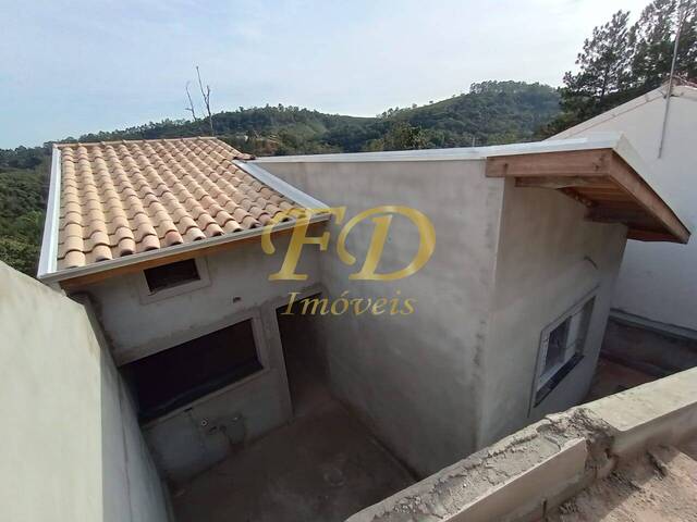 #107 - Casa para Financiamento para Venda em Mairiporã - SP - 2