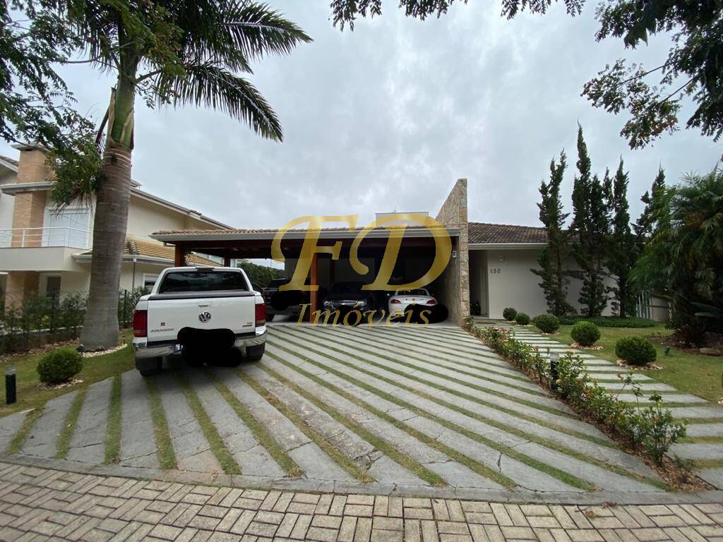 Casa de Condomínio à venda com 4 quartos, 450m² - Foto 2