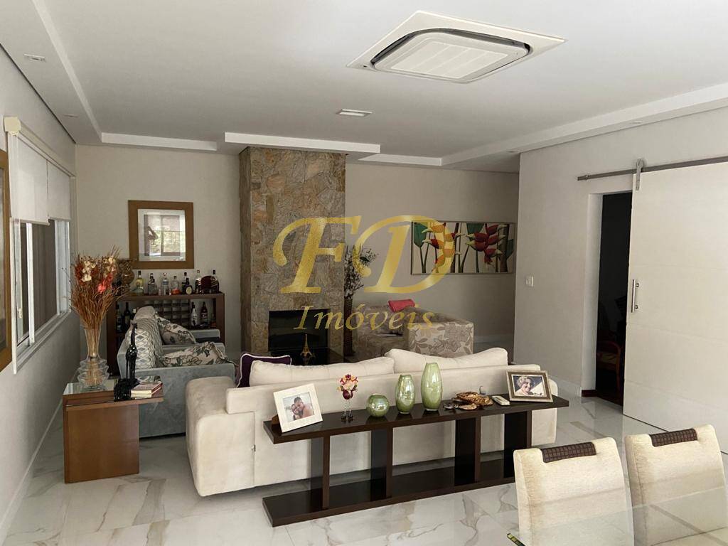 Casa de Condomínio à venda com 4 quartos, 450m² - Foto 14