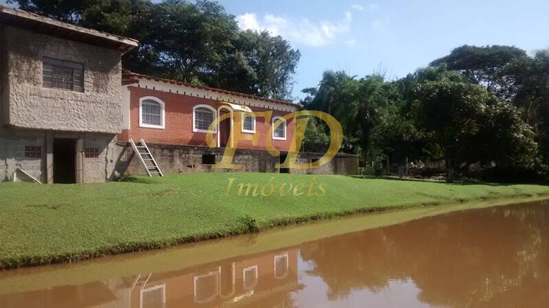 Fazenda à venda com 3 quartos, 200m² - Foto 33