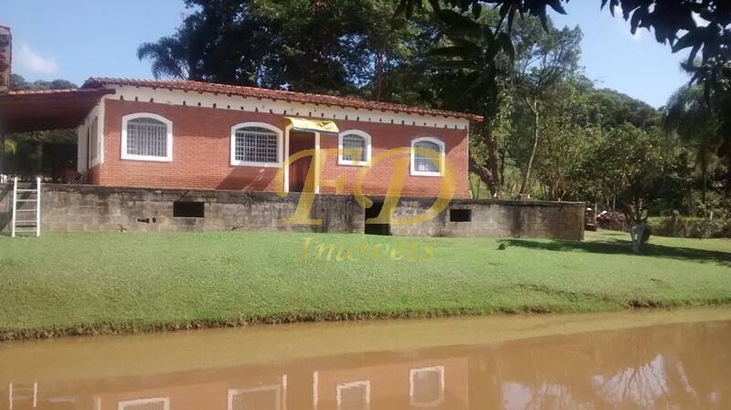 Fazenda à venda com 3 quartos, 200m² - Foto 34