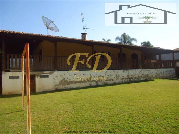 Fazenda à venda com 3 quartos, 329m² - Foto 3