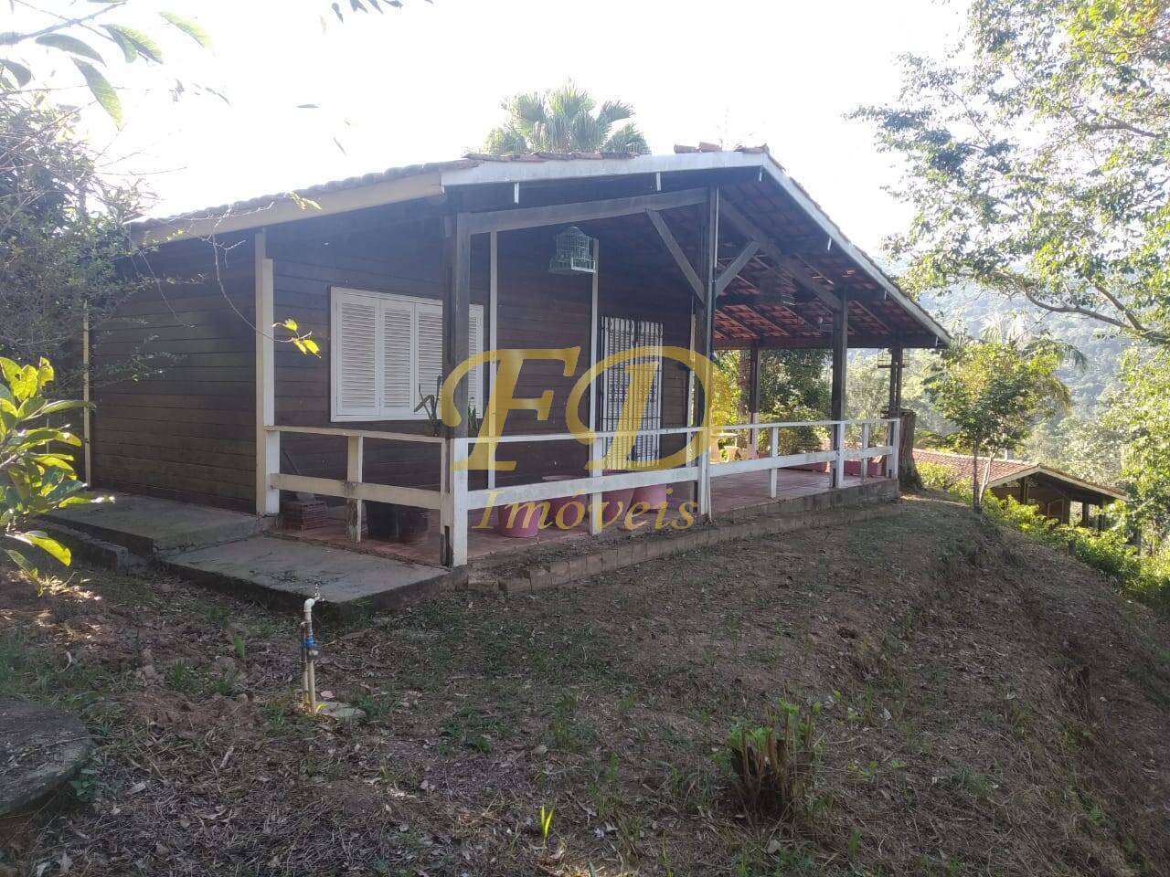 Fazenda à venda com 3 quartos, 150m² - Foto 4