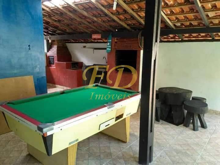 Fazenda à venda com 2 quartos, 120m² - Foto 2