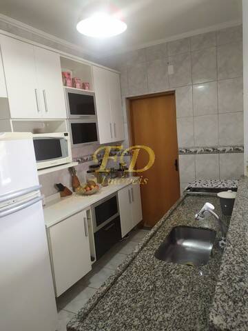 Casa à venda com 4 quartos, 240m² - Foto 8