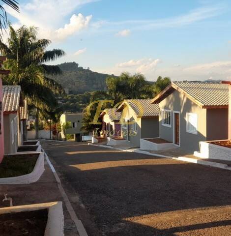 Casa de Condomínio à venda com 2 quartos, 75m² - Foto 2