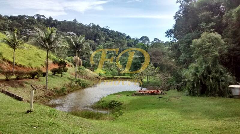 Fazenda à venda com 4 quartos, 500m² - Foto 2