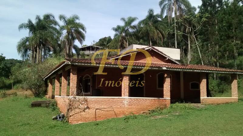 Fazenda à venda com 4 quartos, 500m² - Foto 96