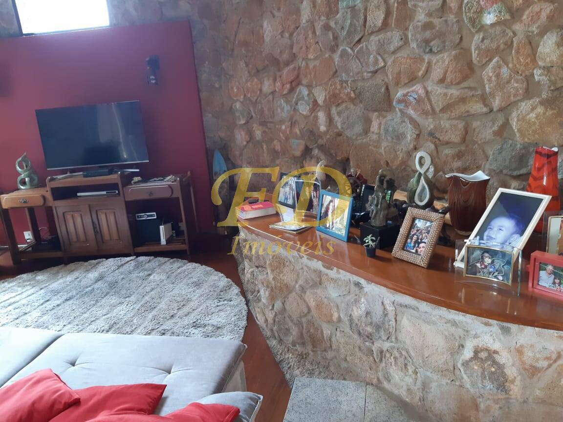 Casa de Condomínio à venda com 4 quartos, 400m² - Foto 28