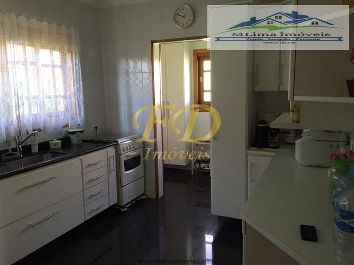 Casa de Condomínio à venda com 3 quartos, 400m² - Foto 5