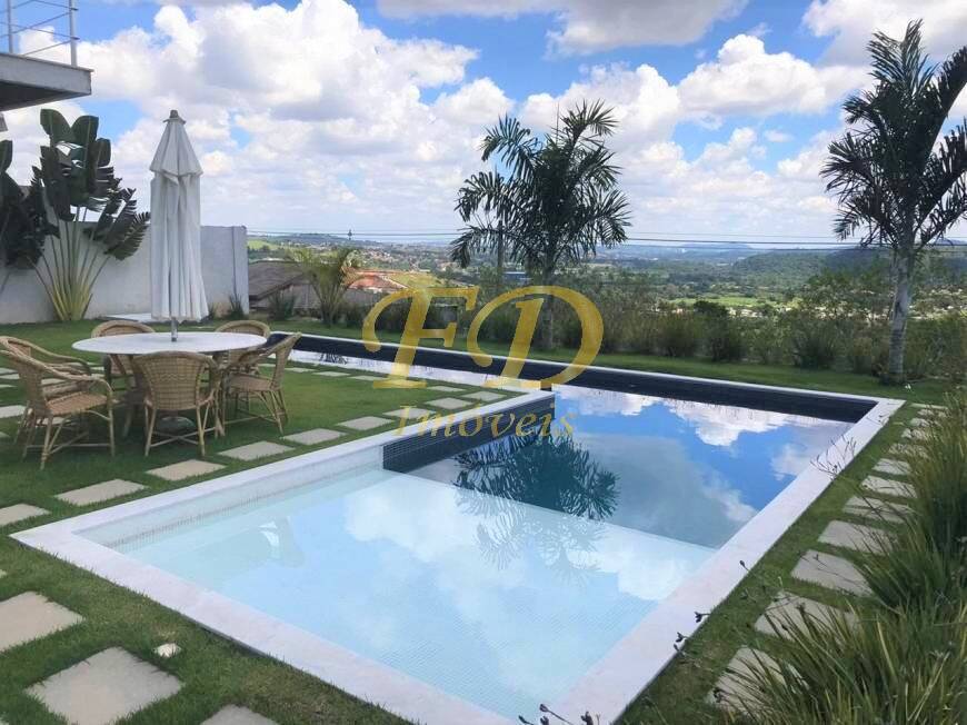 Casa de Condomínio à venda com 4 quartos, 400m² - Foto 1