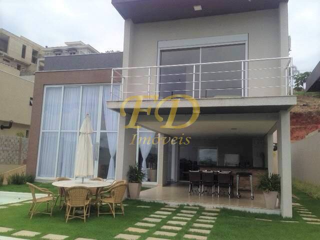 Casa de Condomínio à venda com 4 quartos, 400m² - Foto 10