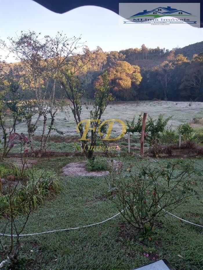 Fazenda à venda com 2 quartos, 200m² - Foto 2