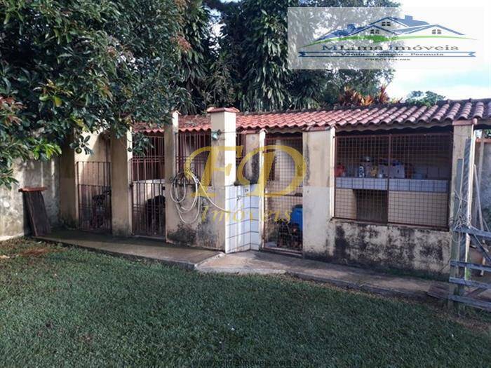 Fazenda à venda com 6 quartos, 900m² - Foto 13