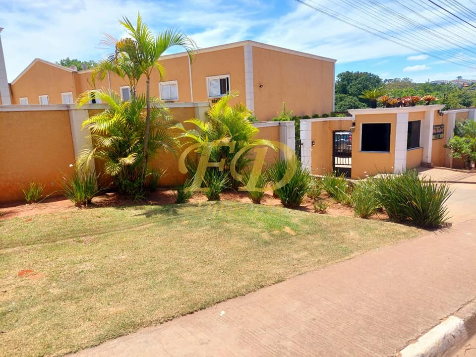 Casa de Condomínio à venda e aluguel com 2 quartos, 100m² - Foto 3