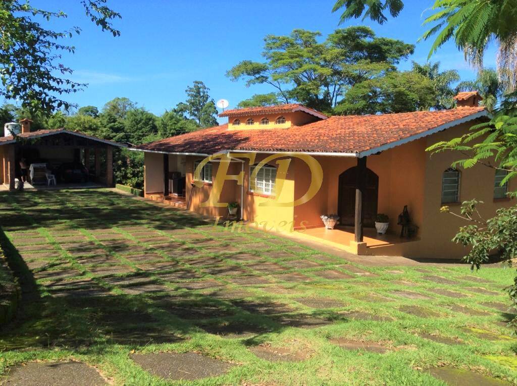 Fazenda à venda com 4 quartos, 21000m² - Foto 1