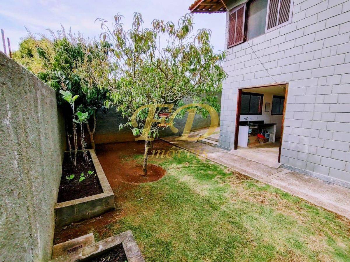 Casa à venda com 2 quartos, 250m² - Foto 55