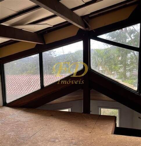 Casa de Condomínio à venda com 1 quarto, 145m² - Foto 12