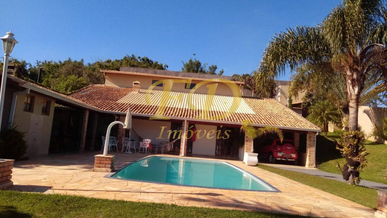 Fazenda à venda com 3 quartos, 450m² - Foto 2