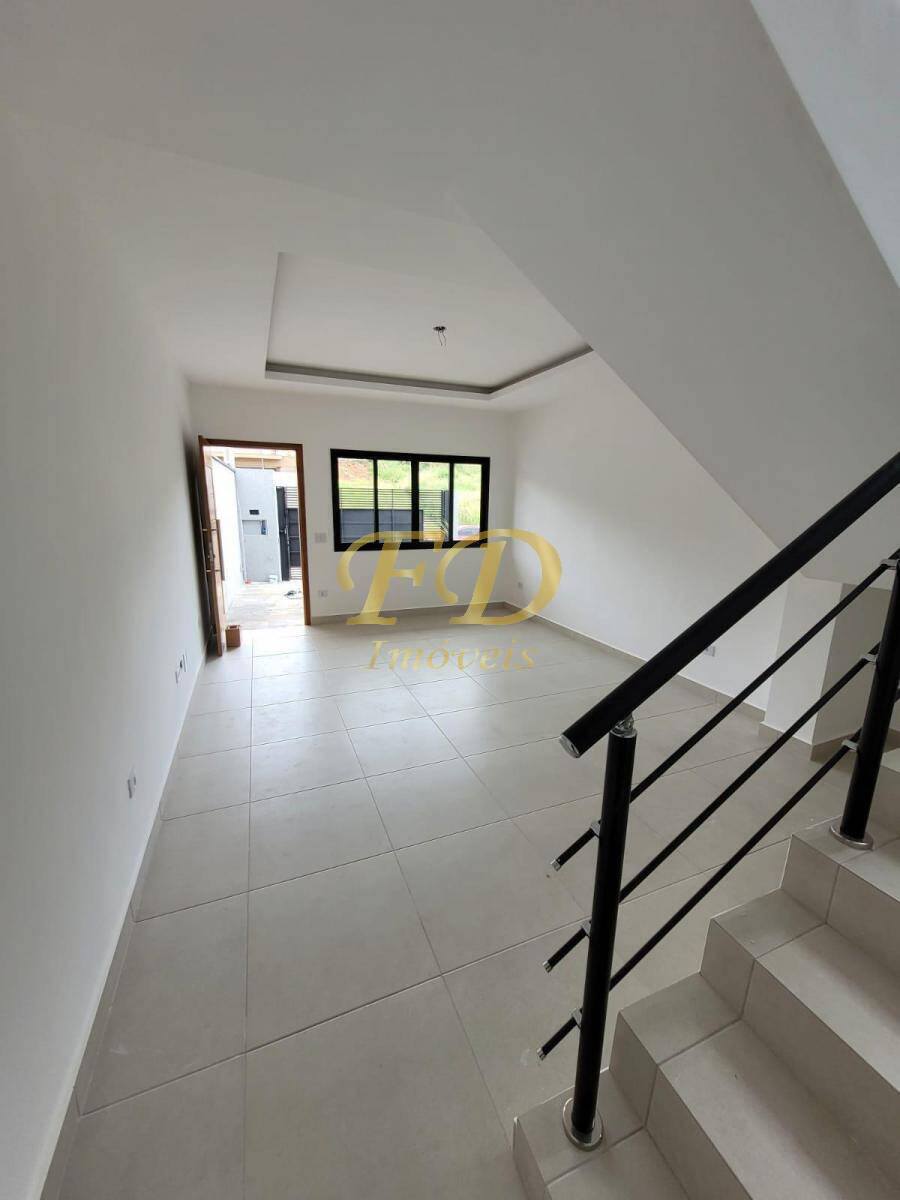 Casa à venda com 3 quartos, 110m² - Foto 13