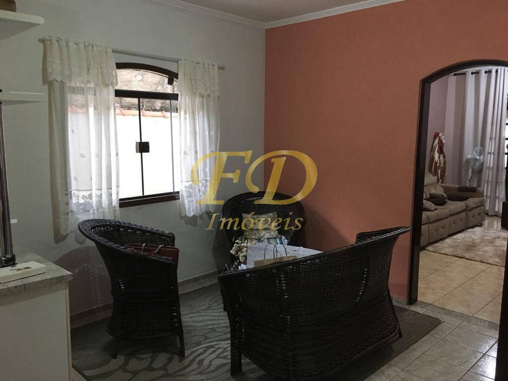 Casa à venda com 3 quartos, 192m² - Foto 11