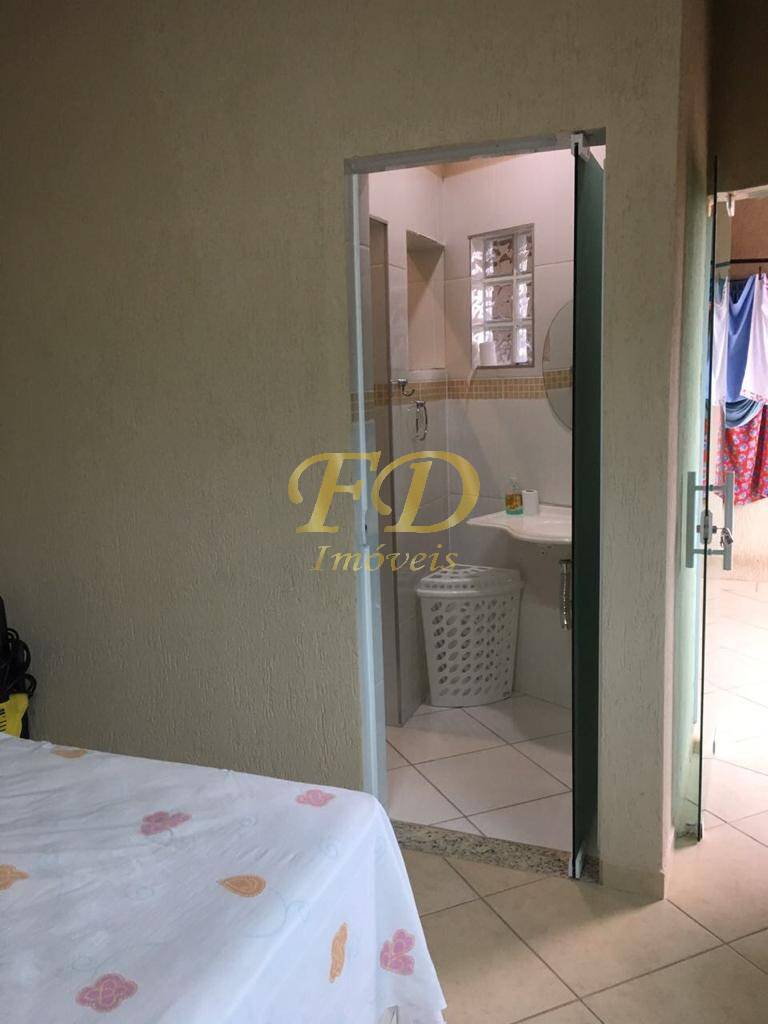 Casa à venda com 3 quartos, 192m² - Foto 17