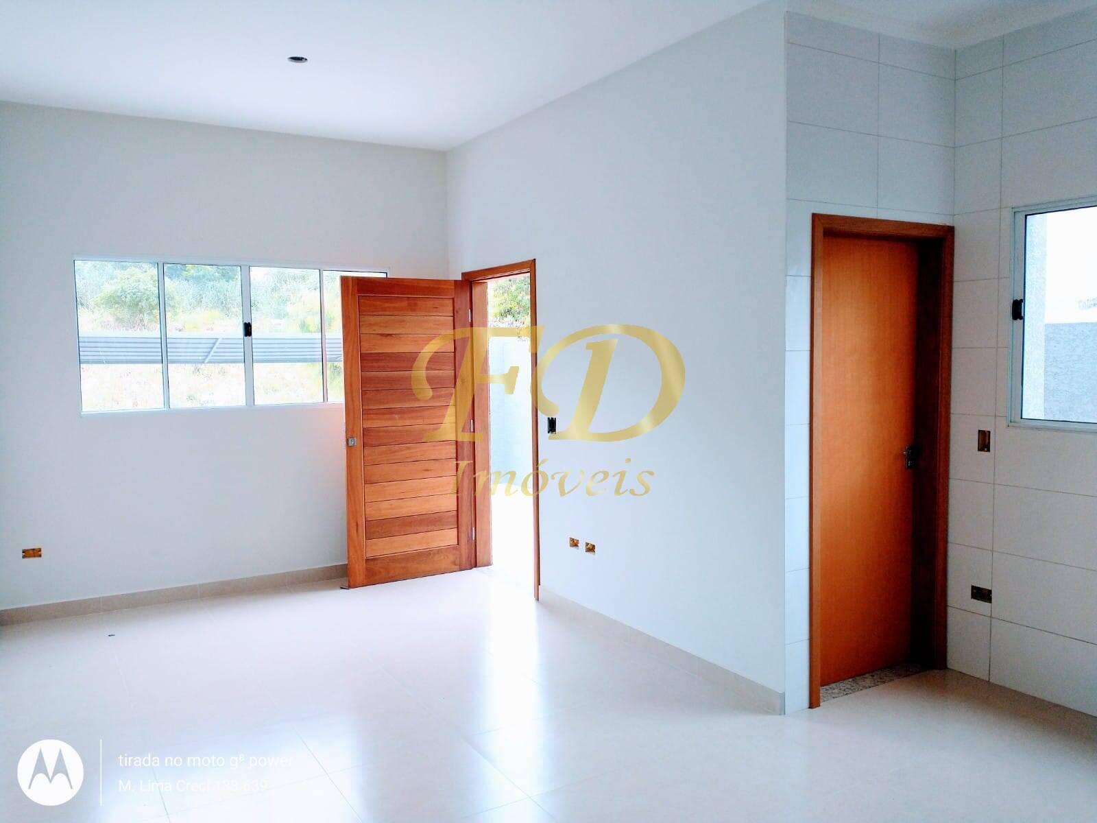 Casa à venda e aluguel com 3 quartos, 84m² - Foto 9