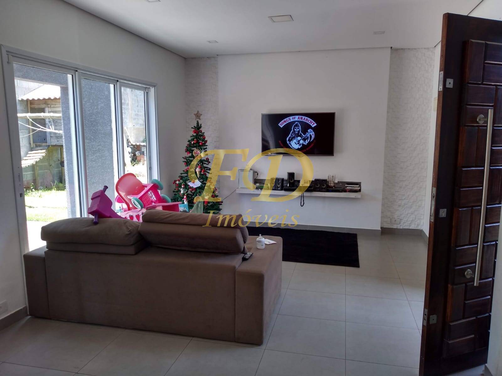 Casa à venda e aluguel com 3 quartos, 200m² - Foto 12