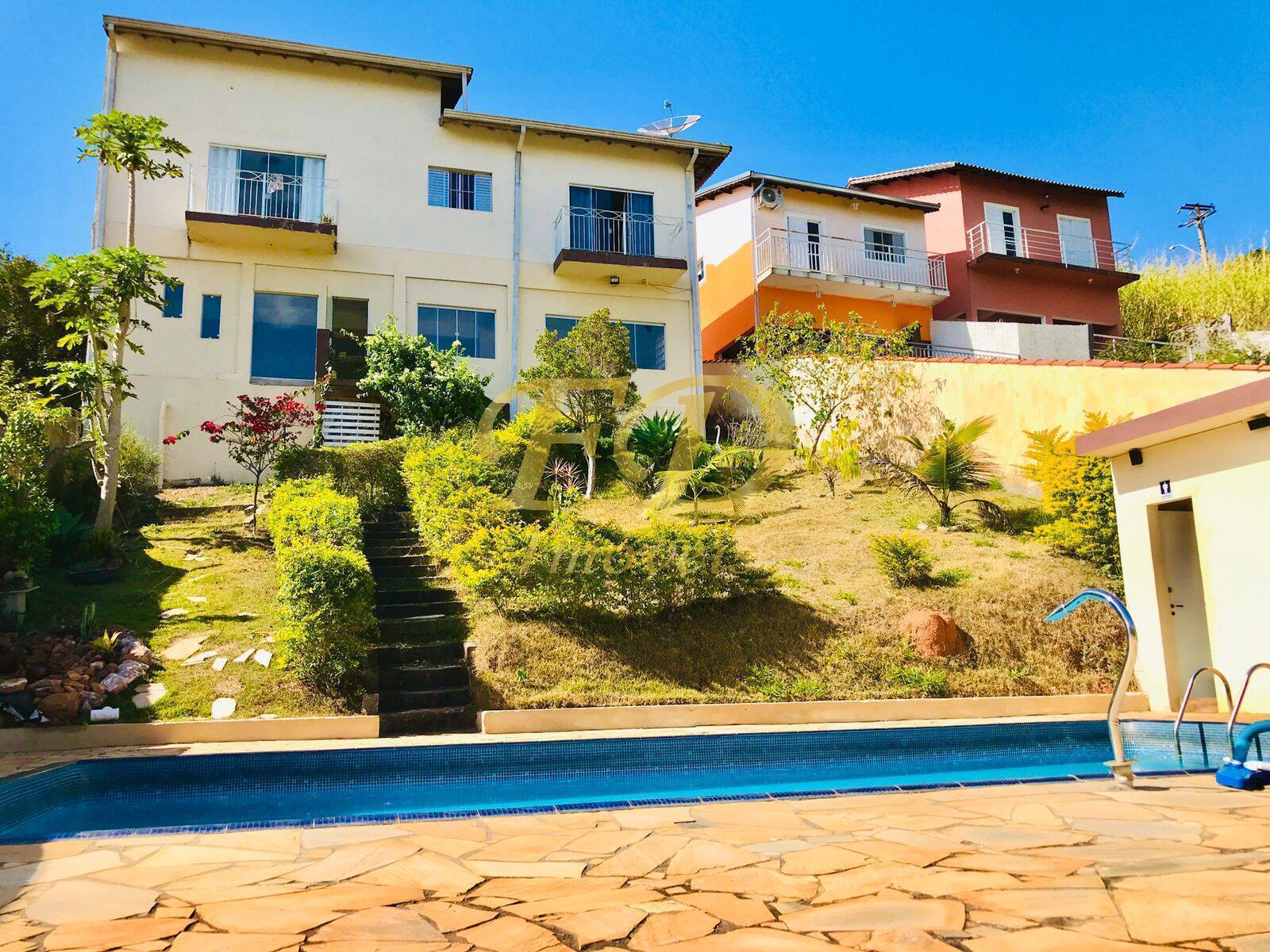 Fazenda à venda com 3 quartos, 220m² - Foto 4