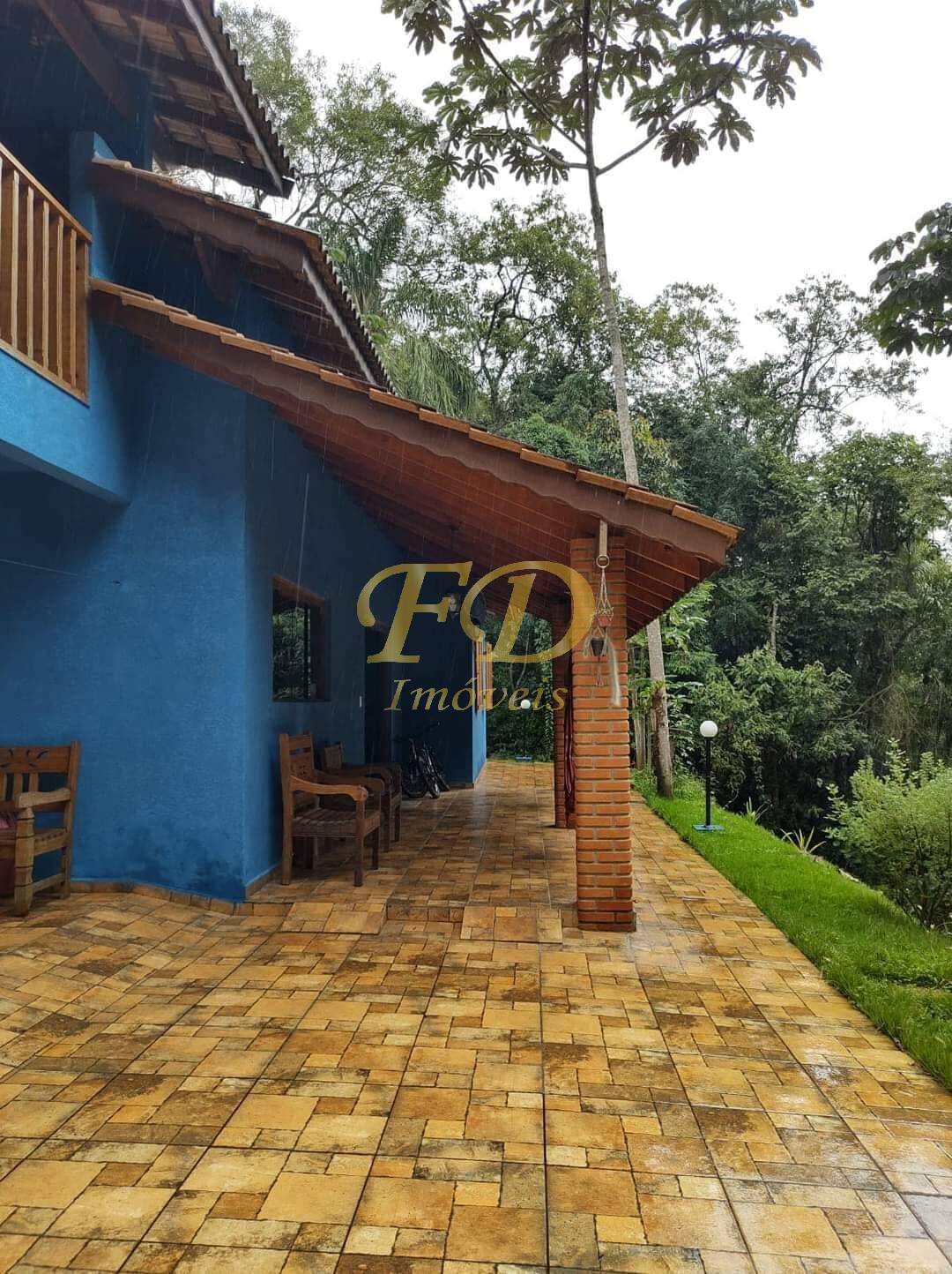 Fazenda à venda com 2 quartos, 120m² - Foto 3