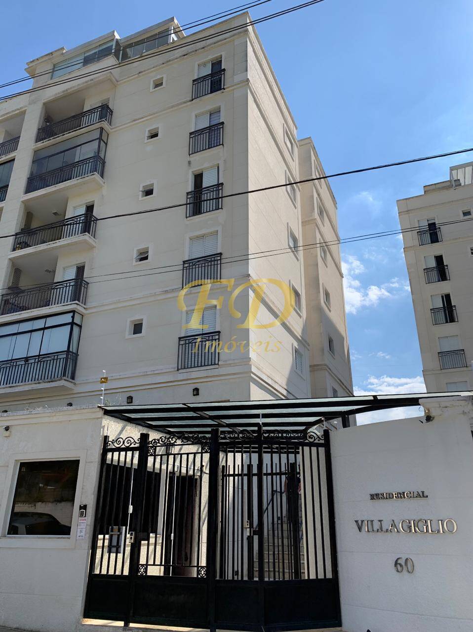 Apartamento à venda com 3 quartos, 85m² - Foto 1