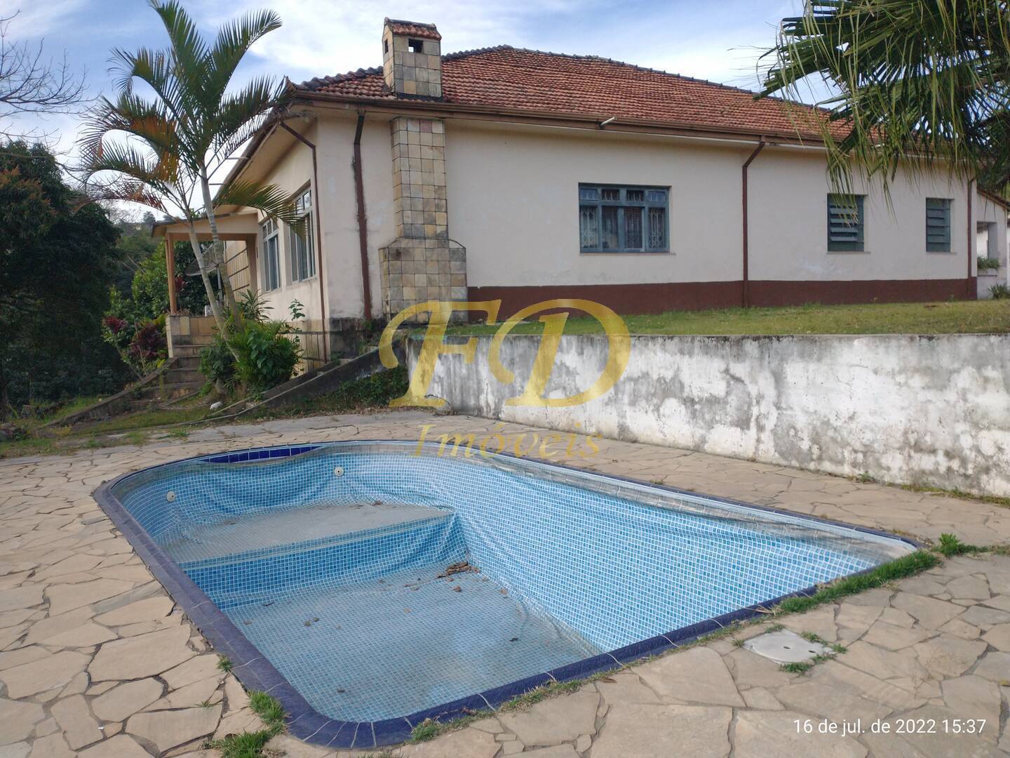 Fazenda à venda com 3 quartos, 350m² - Foto 2