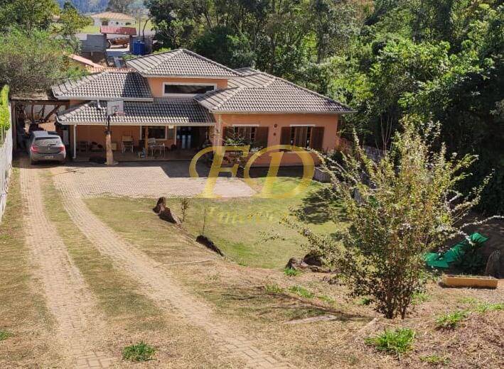 Fazenda à venda com 4 quartos, 1000m² - Foto 1