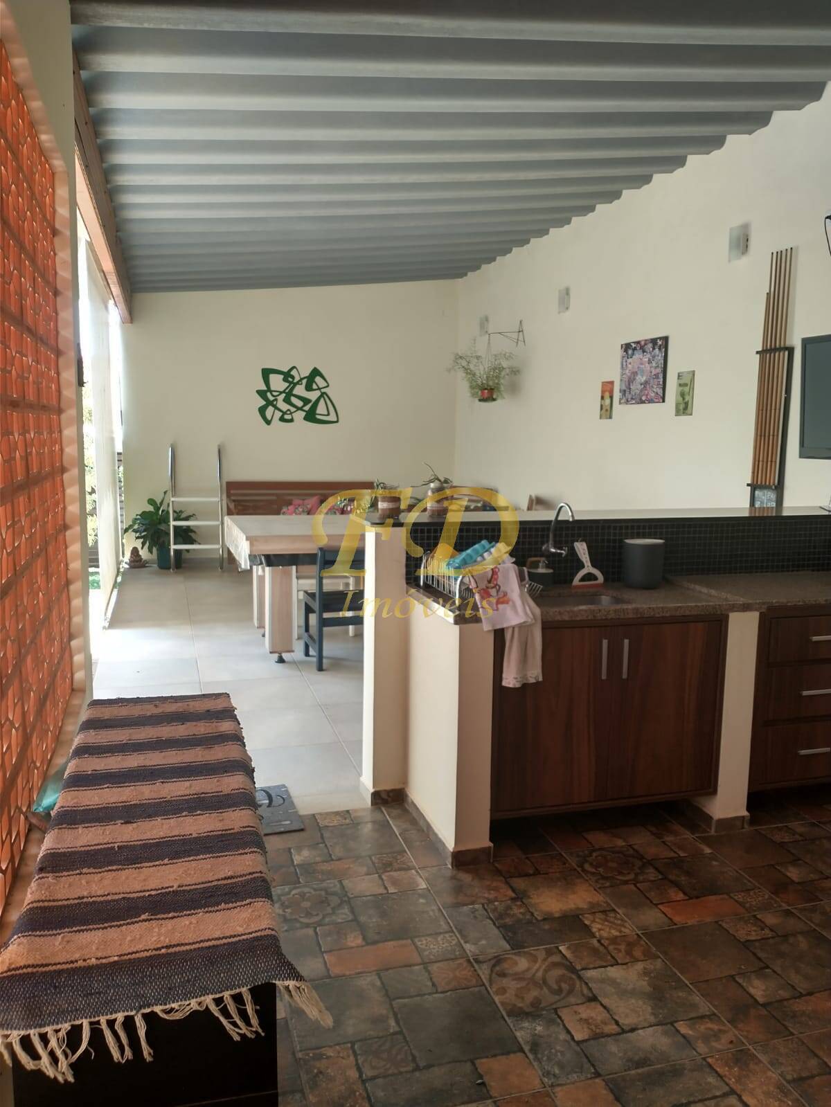 Casa à venda com 3 quartos, 200m² - Foto 16