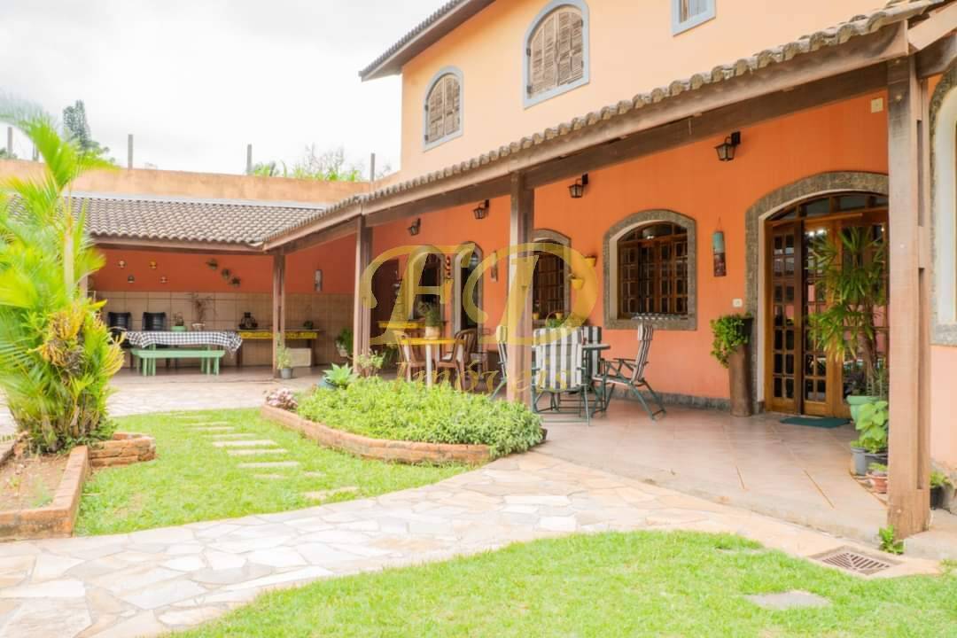 Fazenda à venda com 4 quartos, 850m² - Foto 4