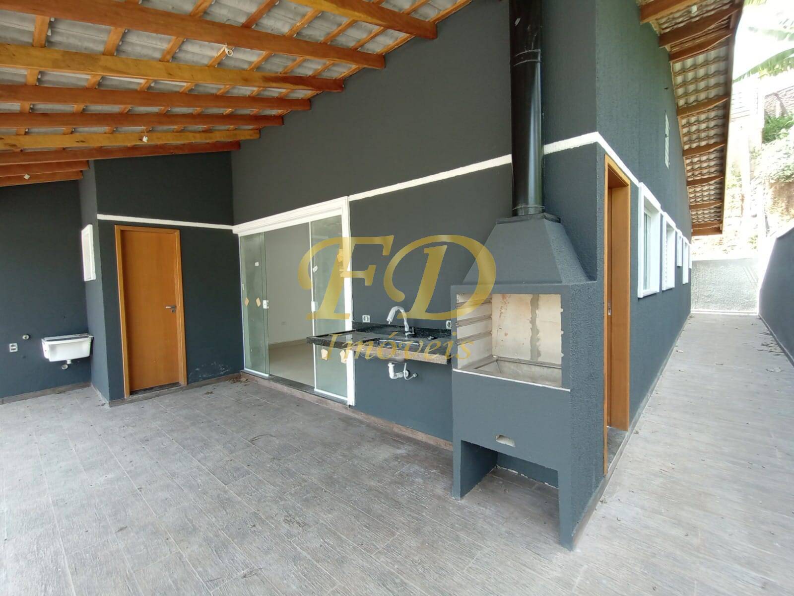 Casa à venda com 3 quartos, 92m² - Foto 2