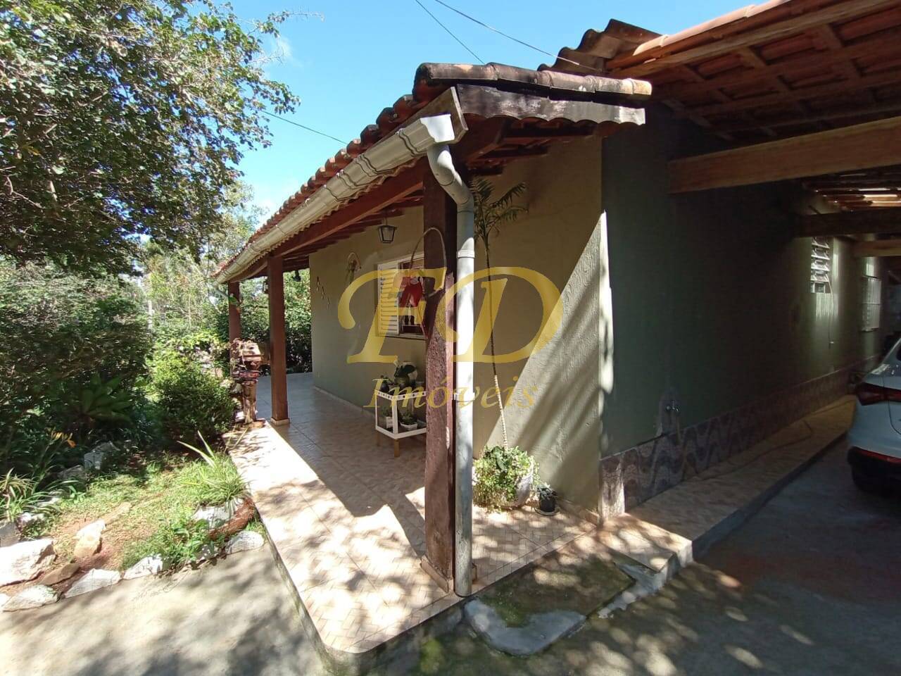 Fazenda à venda com 2 quartos, 150m² - Foto 3