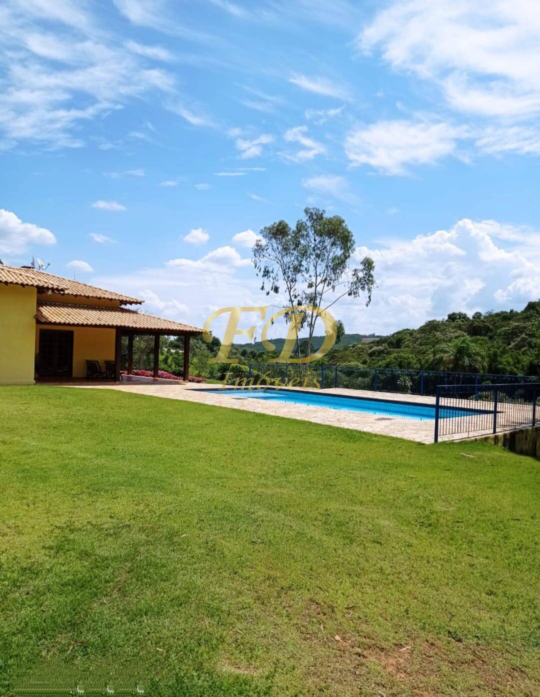 Fazenda à venda com 3 quartos, 300m² - Foto 3