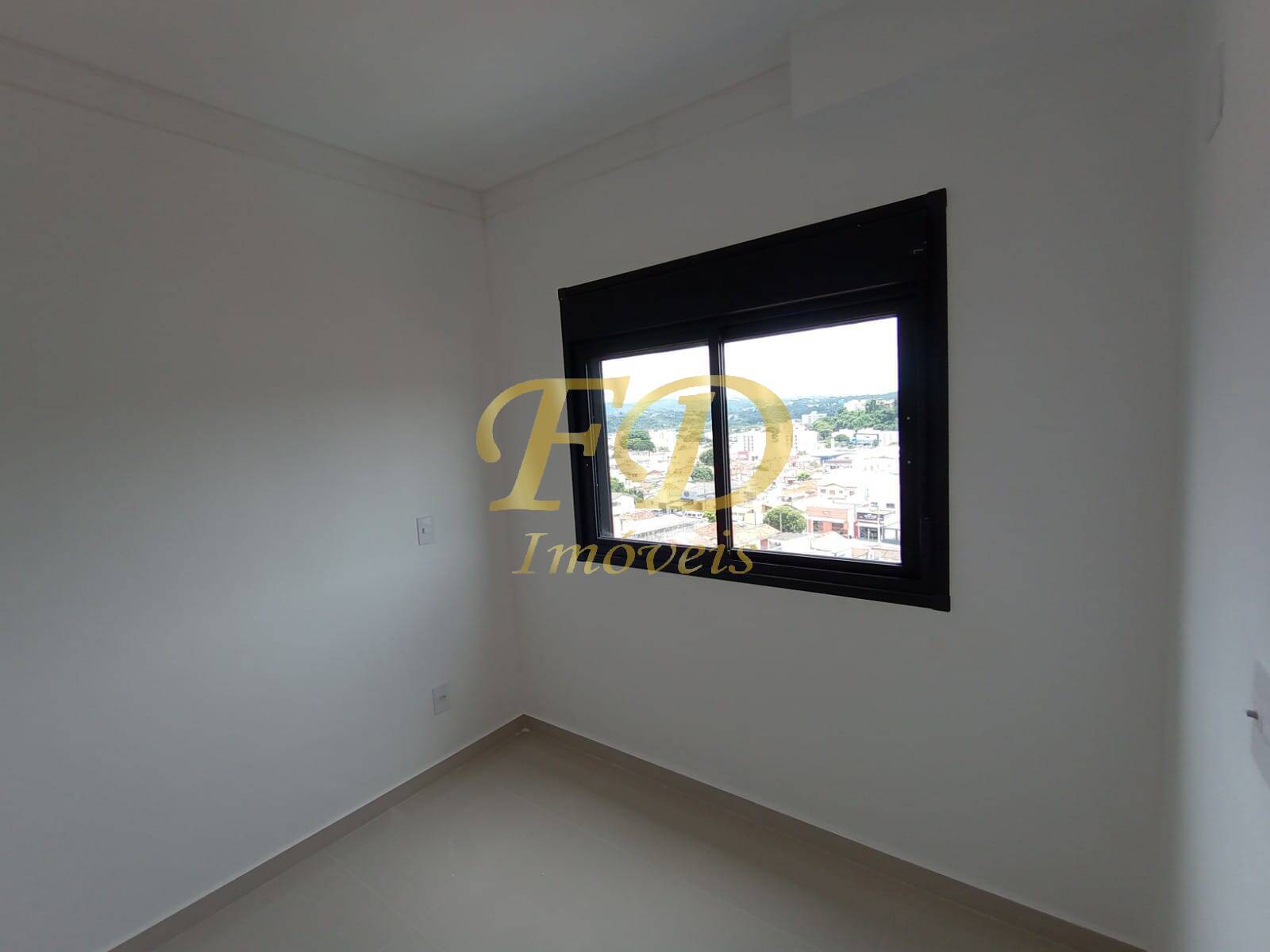 Apartamento à venda com 2 quartos, 70m² - Foto 17