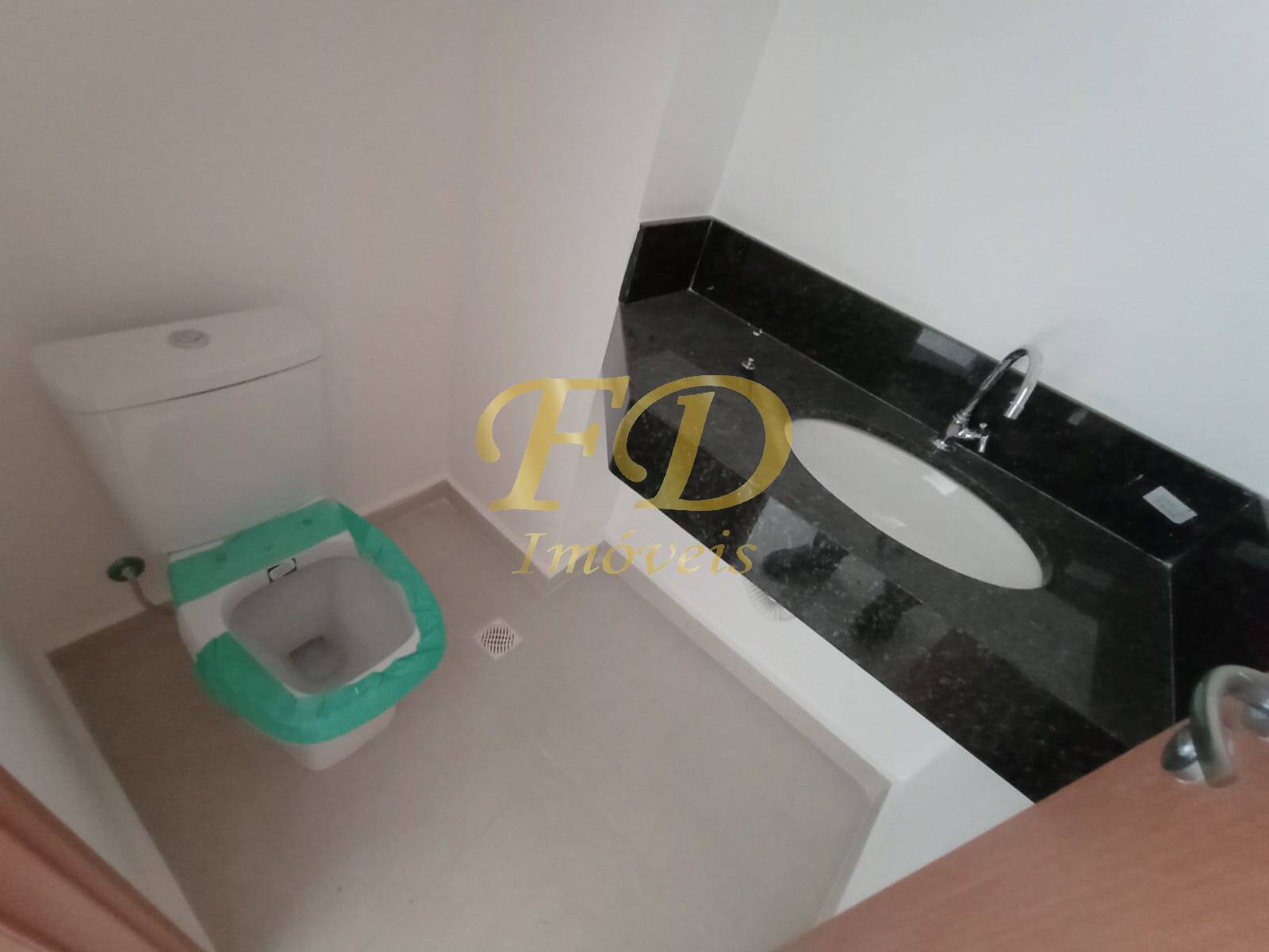 Apartamento à venda com 2 quartos, 70m² - Foto 32