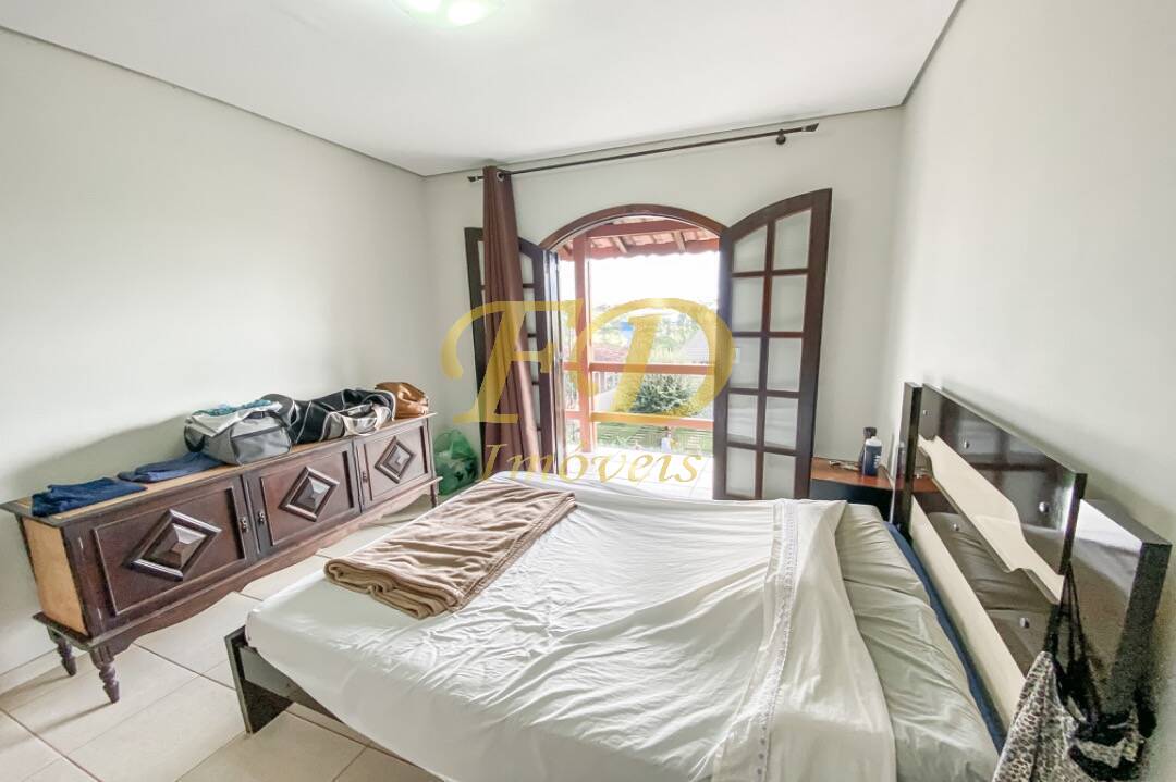 Casa de Condomínio à venda com 3 quartos, 210m² - Foto 30