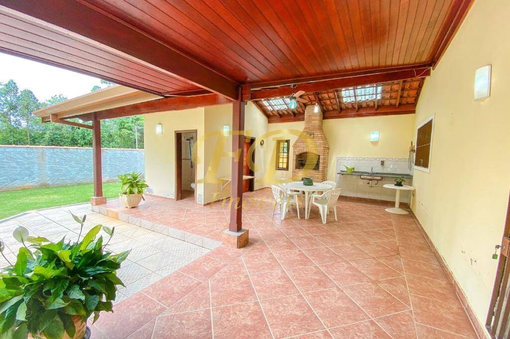 Casa de Condomínio à venda com 3 quartos, 197m² - Foto 3