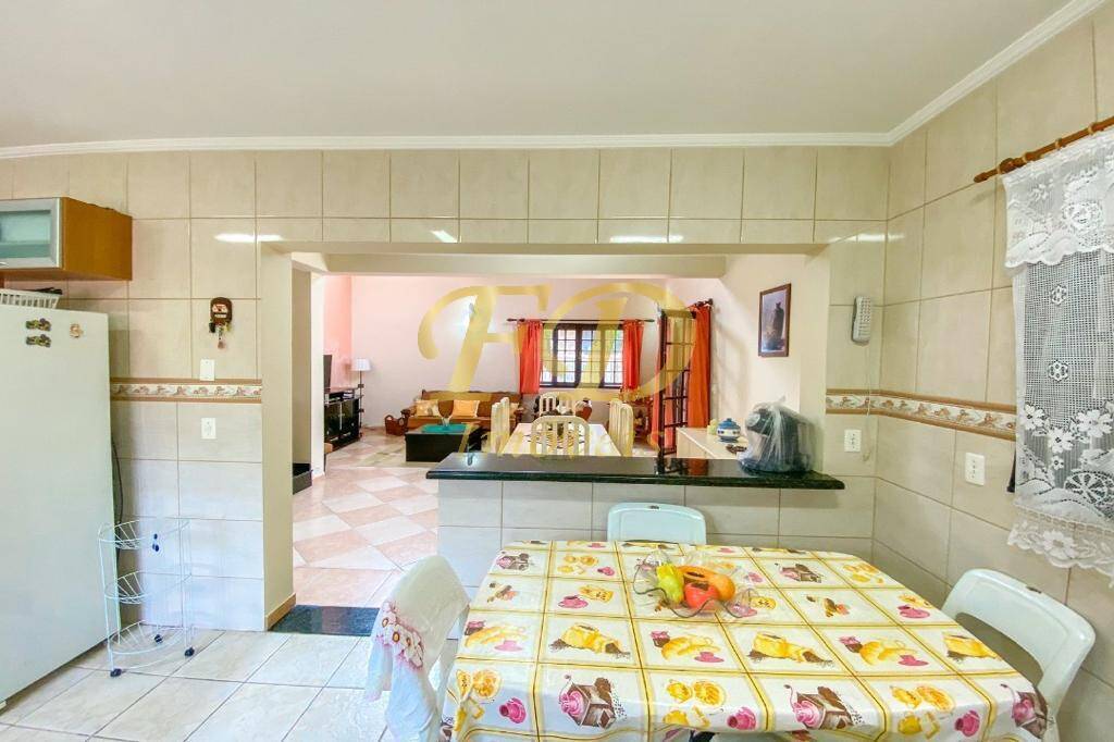 Casa de Condomínio à venda com 3 quartos, 197m² - Foto 9