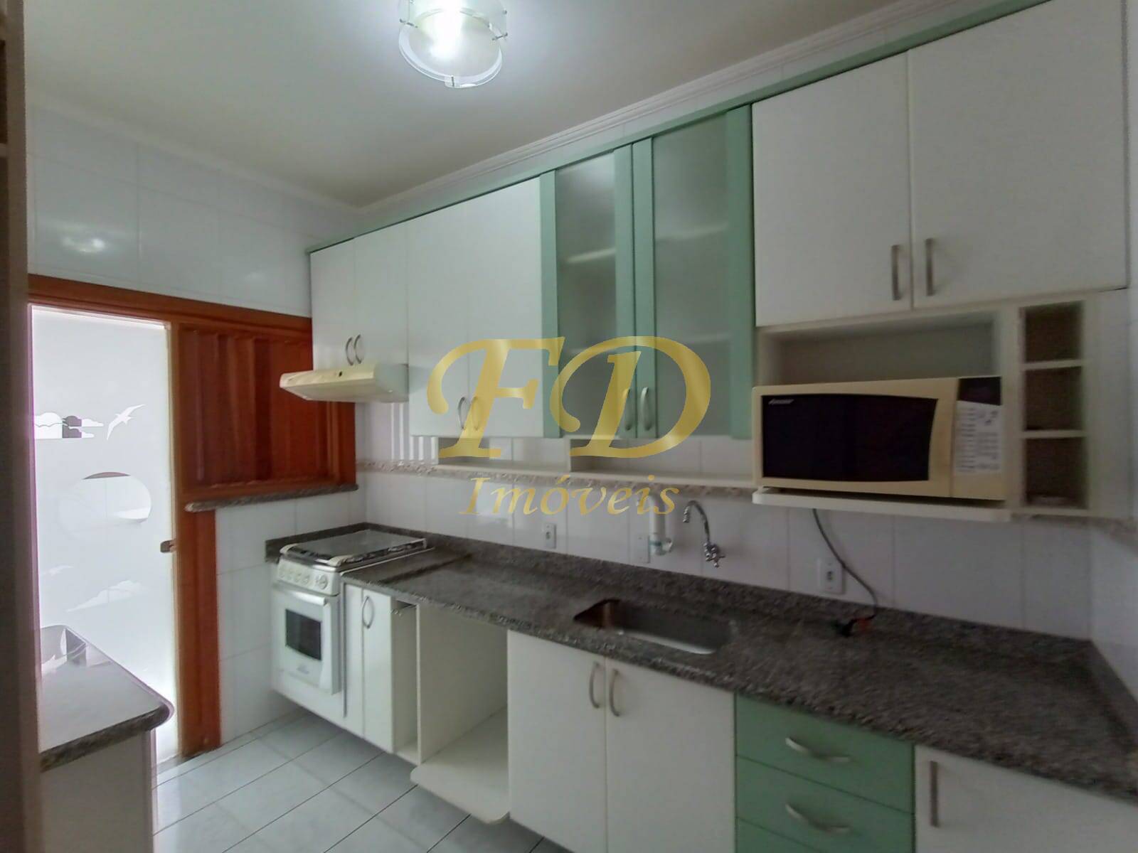 Apartamento para alugar com 2 quartos, 70m² - Foto 16