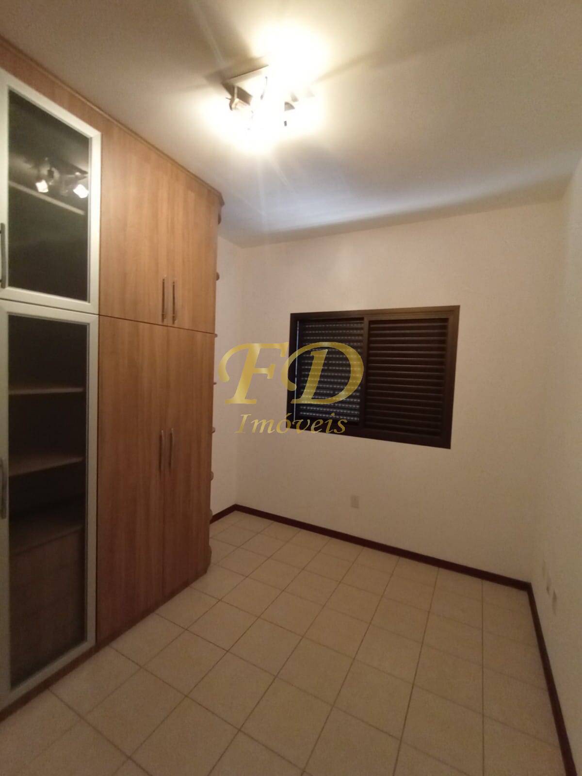 Apartamento para alugar com 2 quartos, 70m² - Foto 21