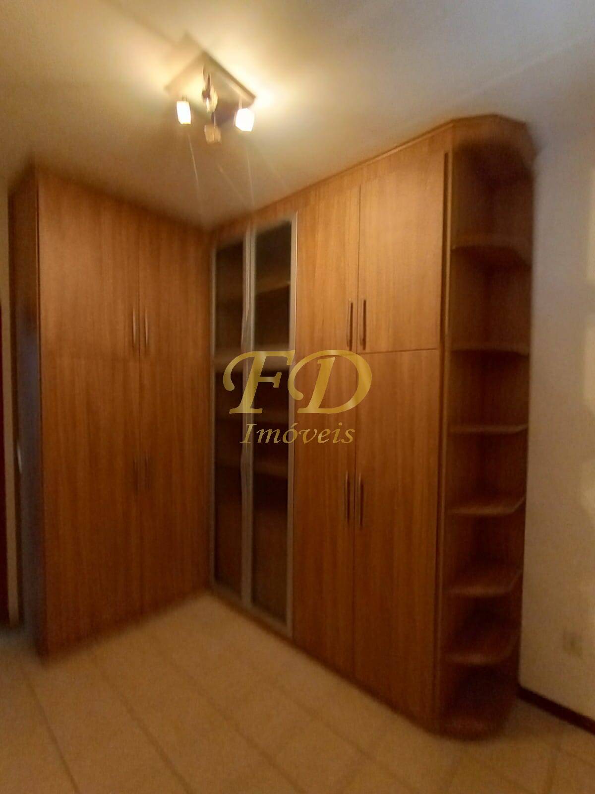 Apartamento para alugar com 2 quartos, 70m² - Foto 20