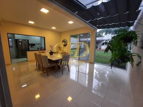 Casa de Condomínio à venda com 4 quartos, 308m² - Foto 13