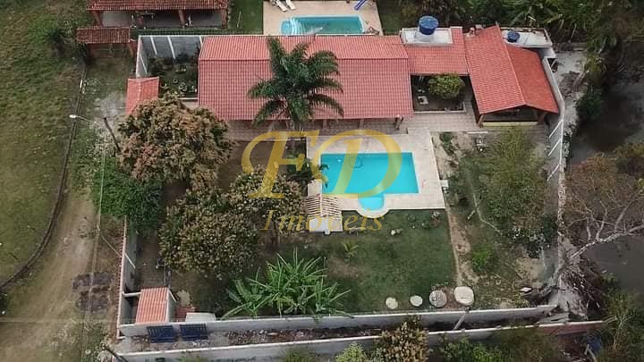 Terreno à venda com 3 quartos, 150m² - Foto 1