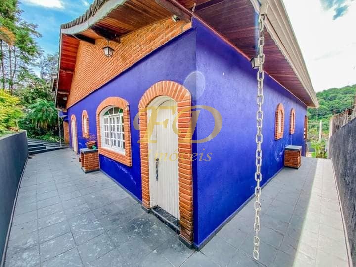 Casa à venda com 4 quartos, 345m² - Foto 3